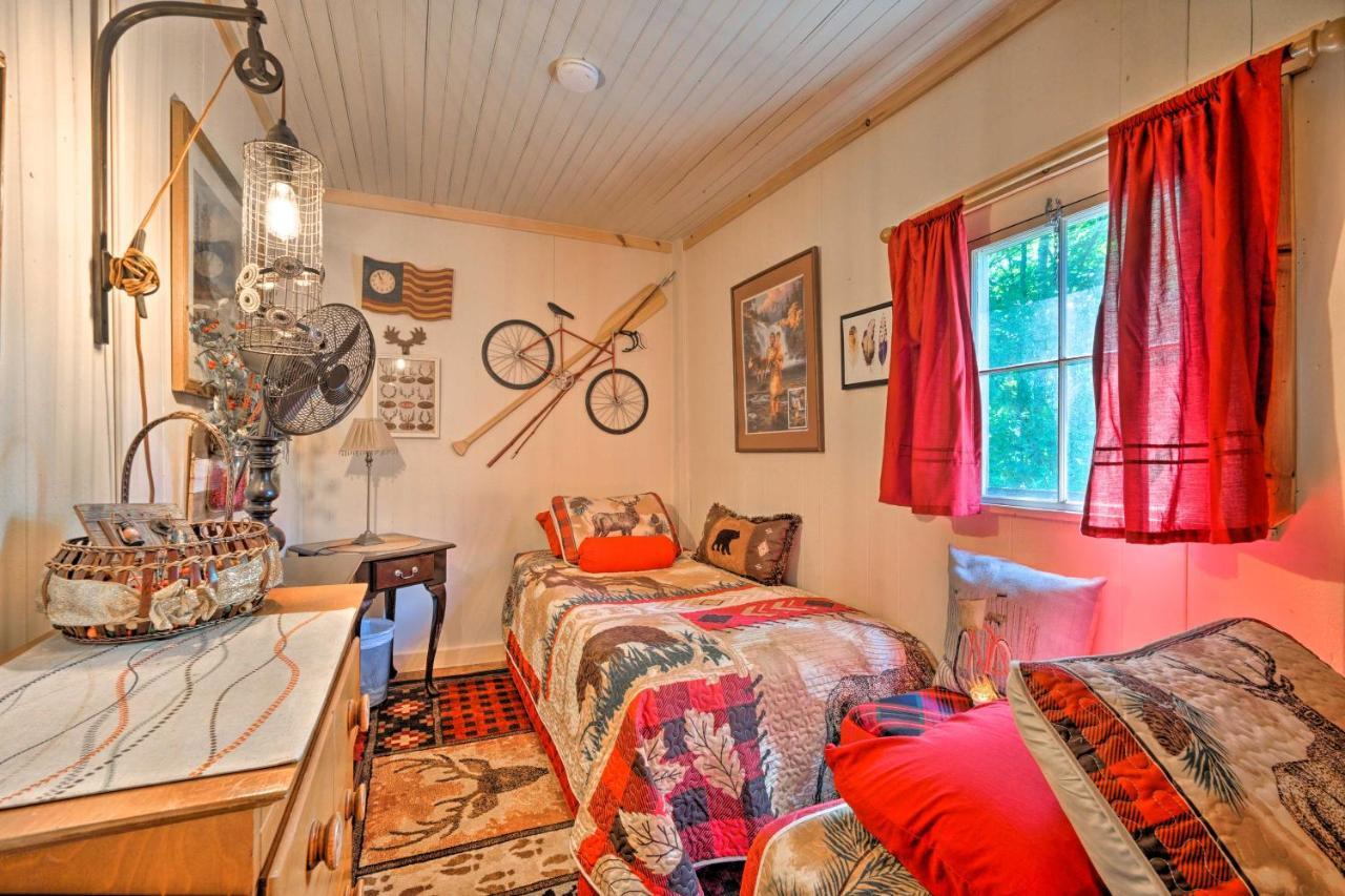 Adirondack Mountains Cottage Near Gore Mountain! Warrensburg Esterno foto